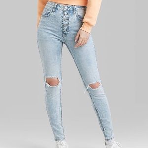 NWT Wild Fable Highest Rise Button Up Distressed Light Acid Wash Skinny Jeans